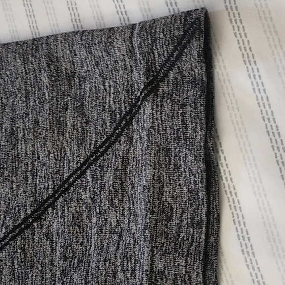 EBB & FLOW  WOMENS ATHLETIC SPORTS TANK TOP - Picture 3 of 16